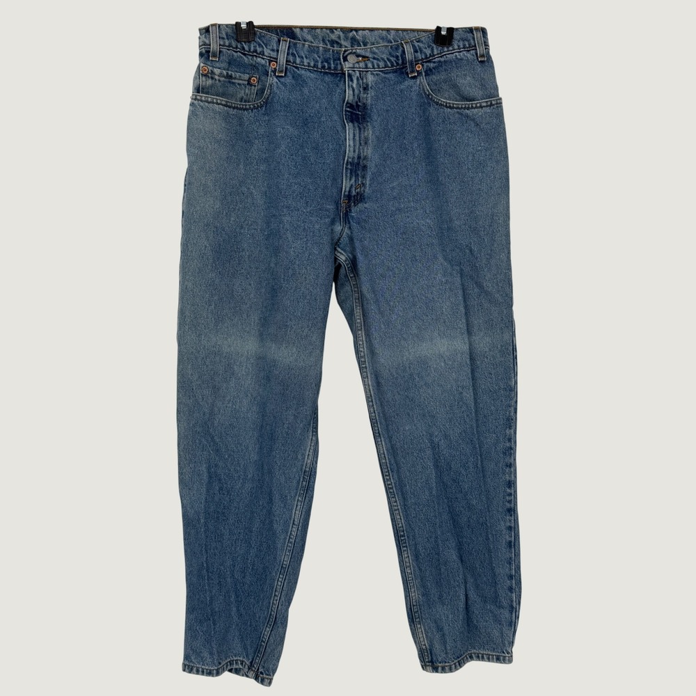 Vintage Levis 560 Loose Fit Tapered Leg Blue Denim Jeans Mens 38x30 Medium Wash
